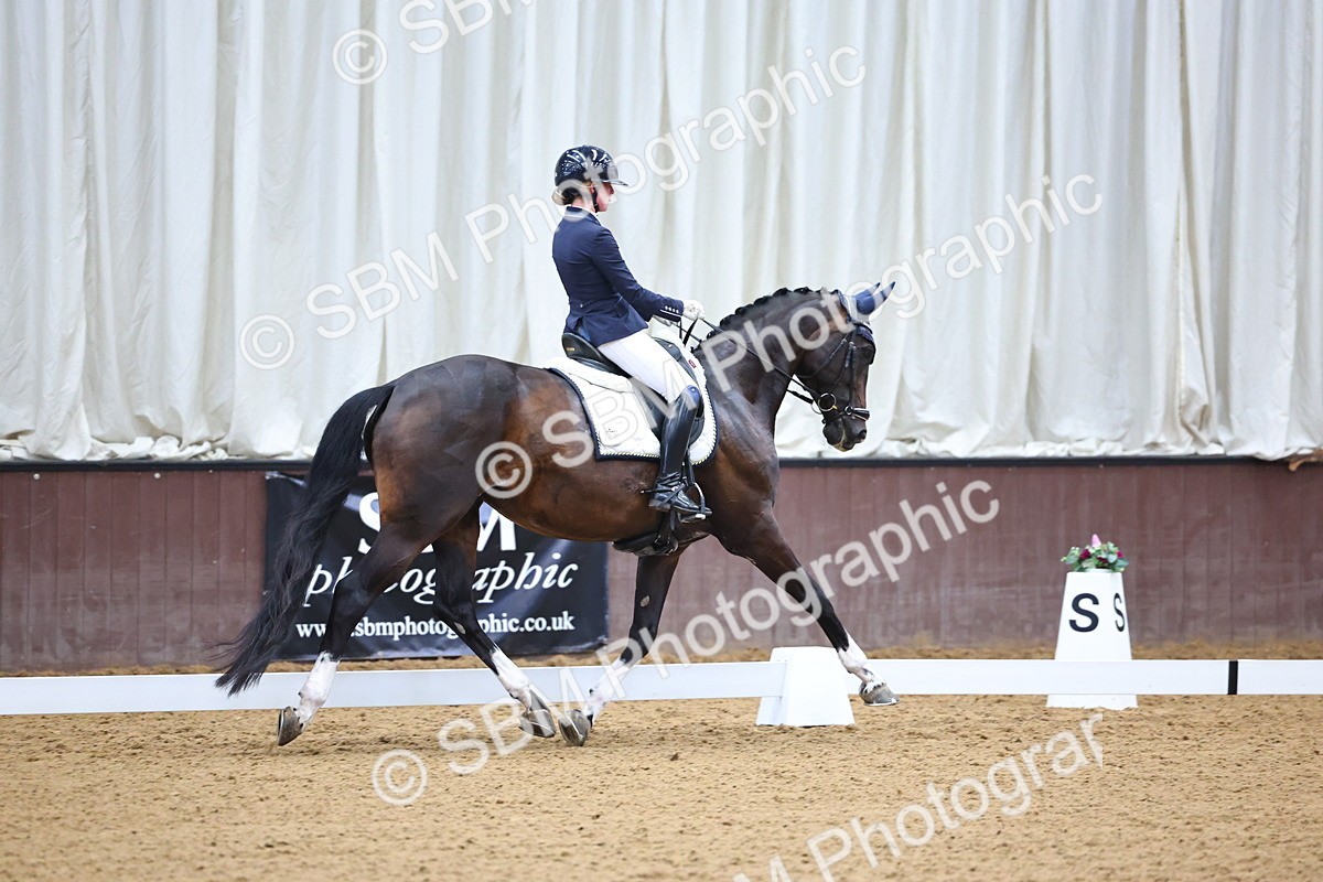 SBM_008423 - Class 8 - AM6 - 17.20-18.08