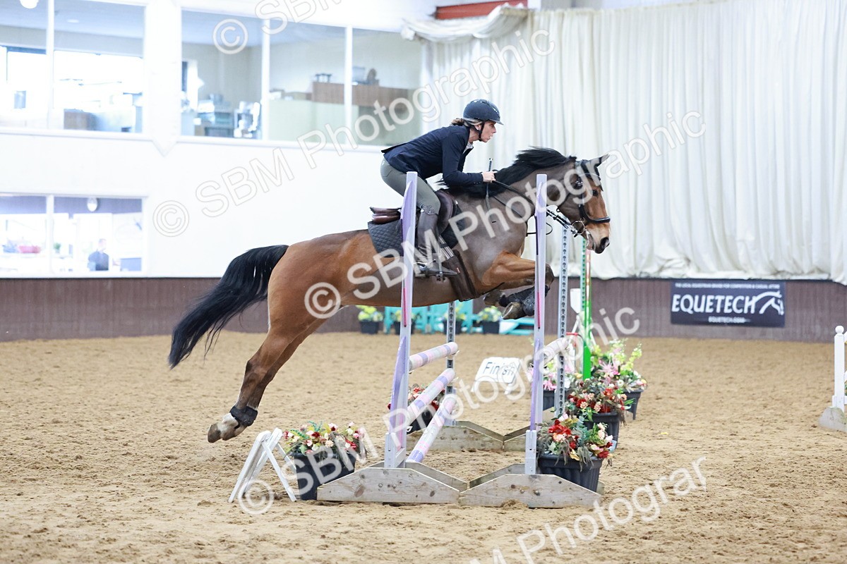 SBM_002902 - Class 9 - Equissage Pulse Senior BritiNovice/ 90cm Open