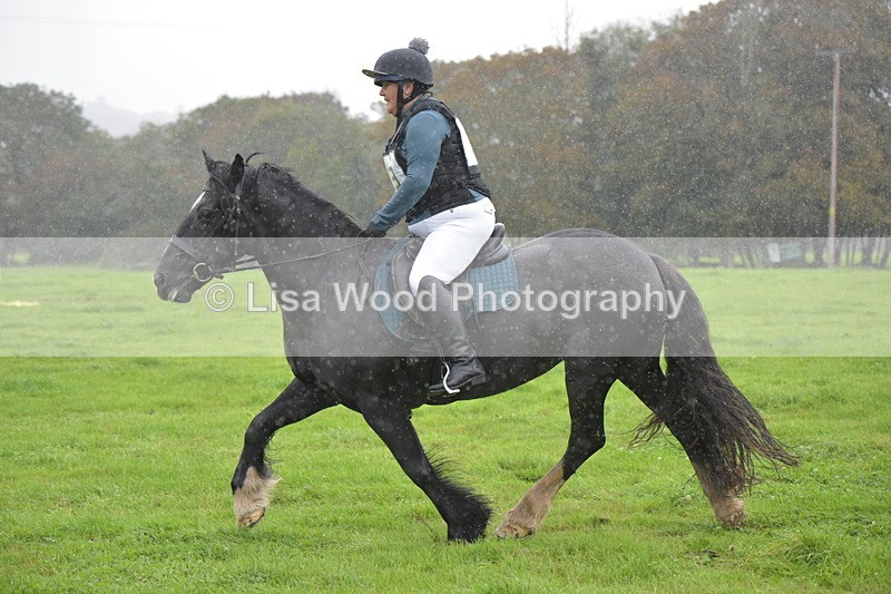 RAY_9281 - Class 1: 65cm: Ski Jump