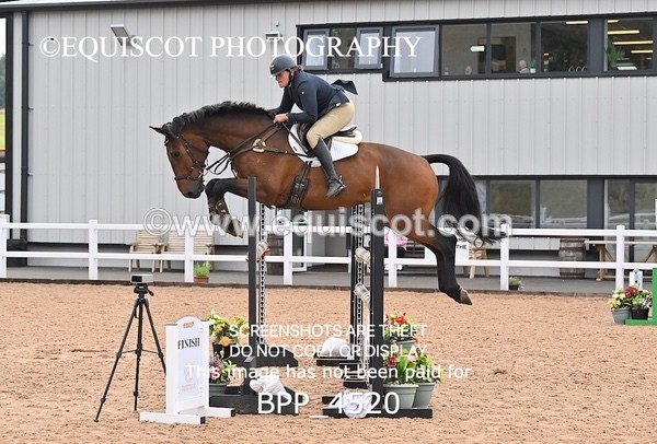 BPP_4520 - CLASS 5 WED Redpost Equestrian Senior Foxhunter/1.20m Open