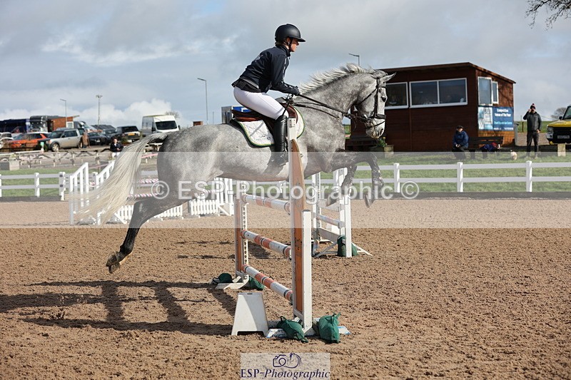 240223A-115609-01008 - Cls 4 Snr 1.05m Open