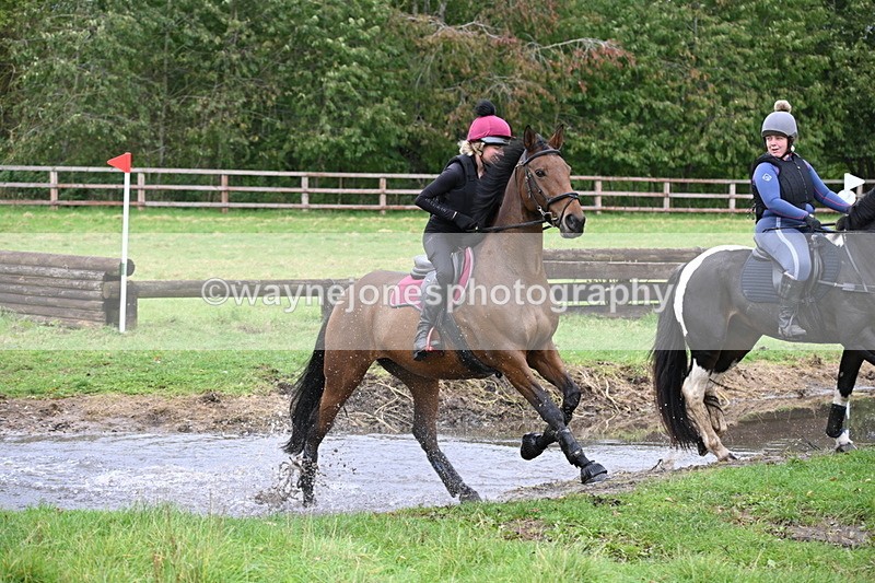 WJ6_3849 - Time at Photographer 11:48 to 11:56