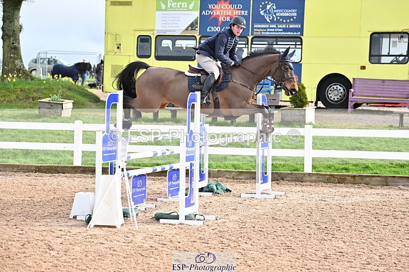 240224A-115738-03526 - Cls 11 Snr 1.05m and 1.10m Open