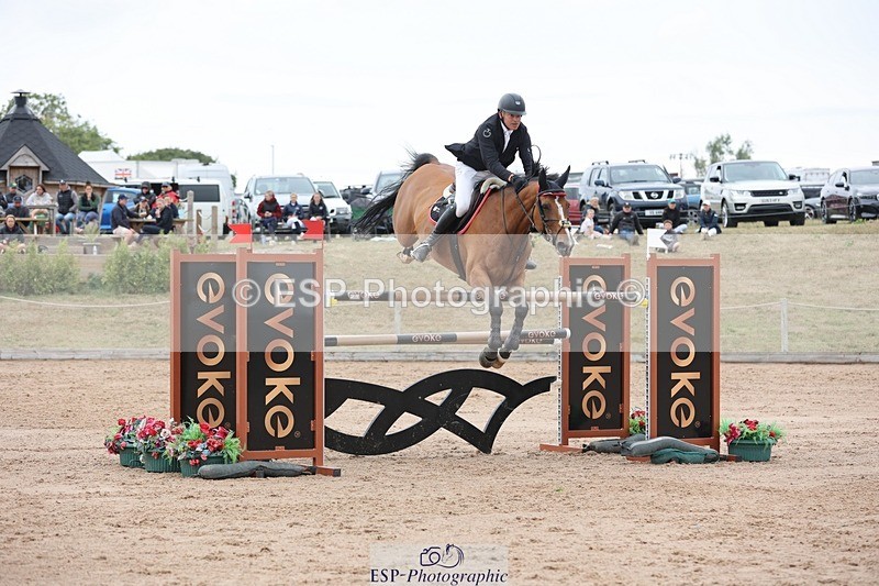 250719-181559-17842 - Cls 7, 3 Star Big Tour Break to End