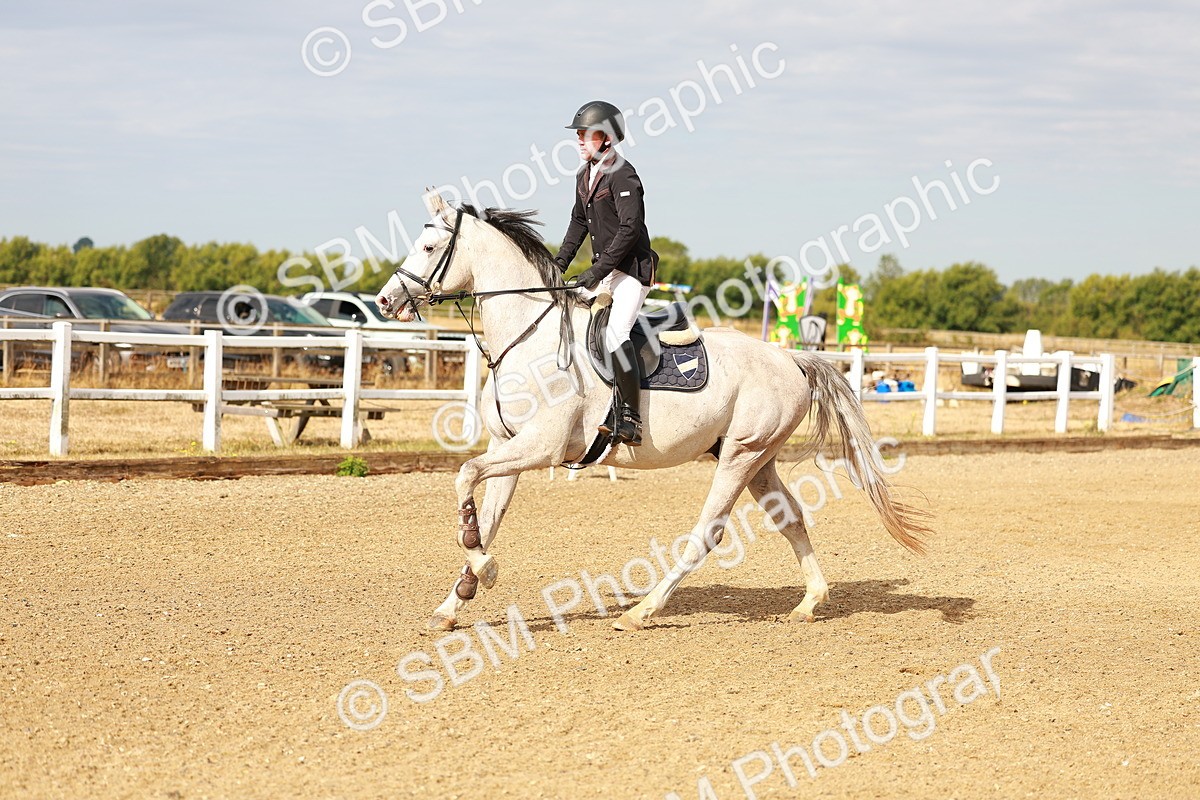 SBM_001913 - Class 8 - Clear Round