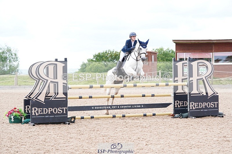 250608-134002-02964 - Cls 12 Pony Foxhunter and 1.10m