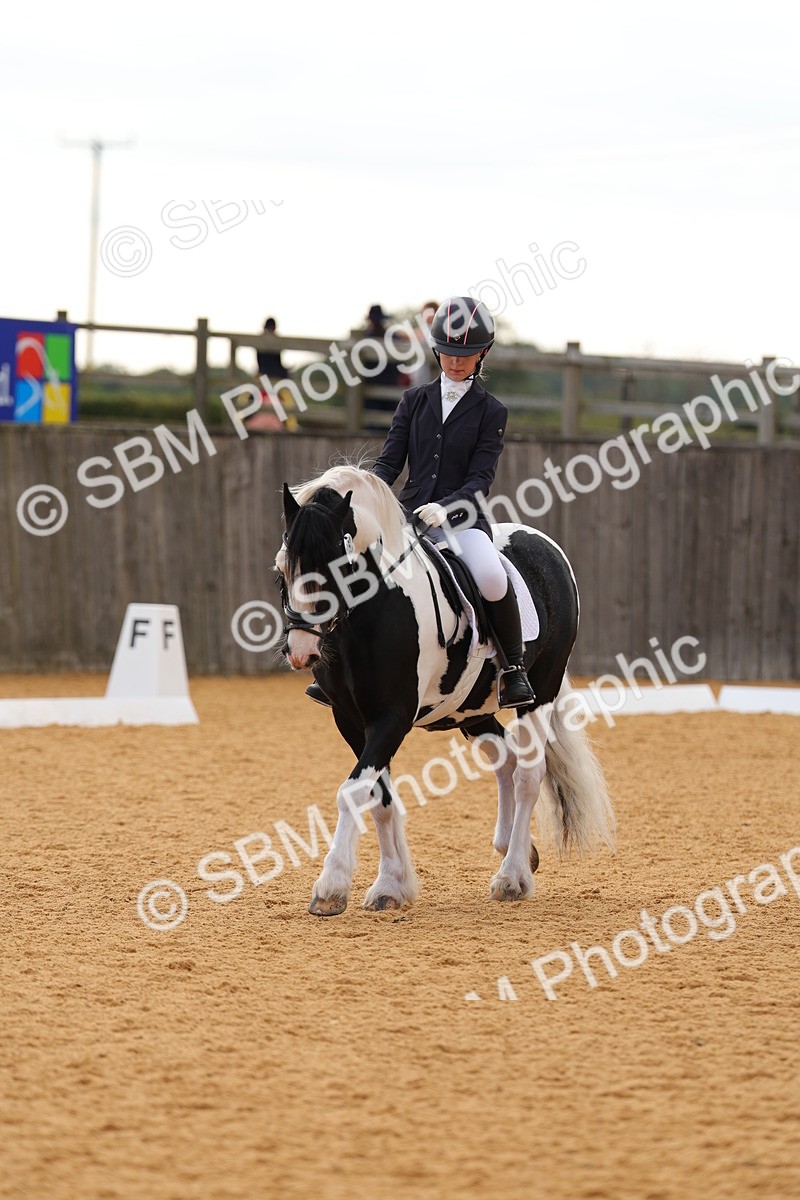 SBM_47496 - D6 - Small Tour Championship - Intro C