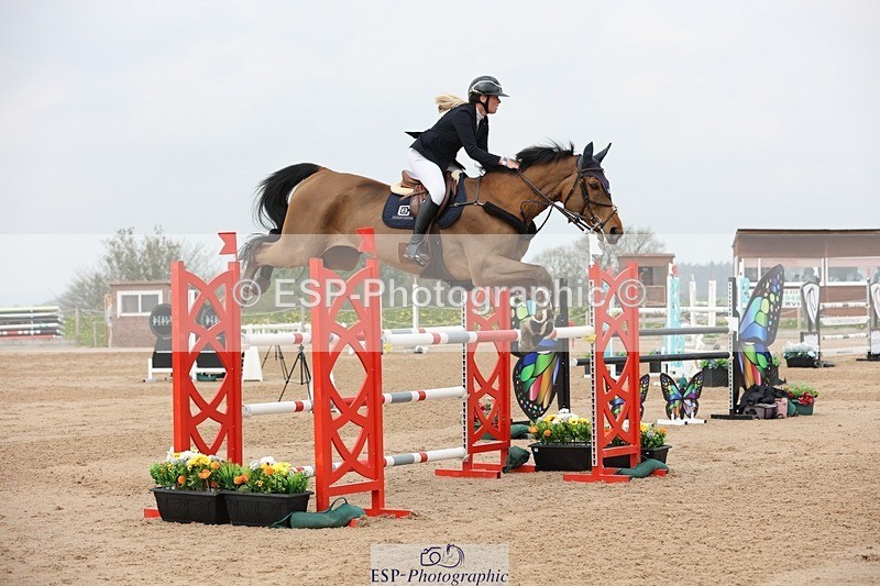 250424-114138-05007 - Cls 1 - 2 Star Small Tour