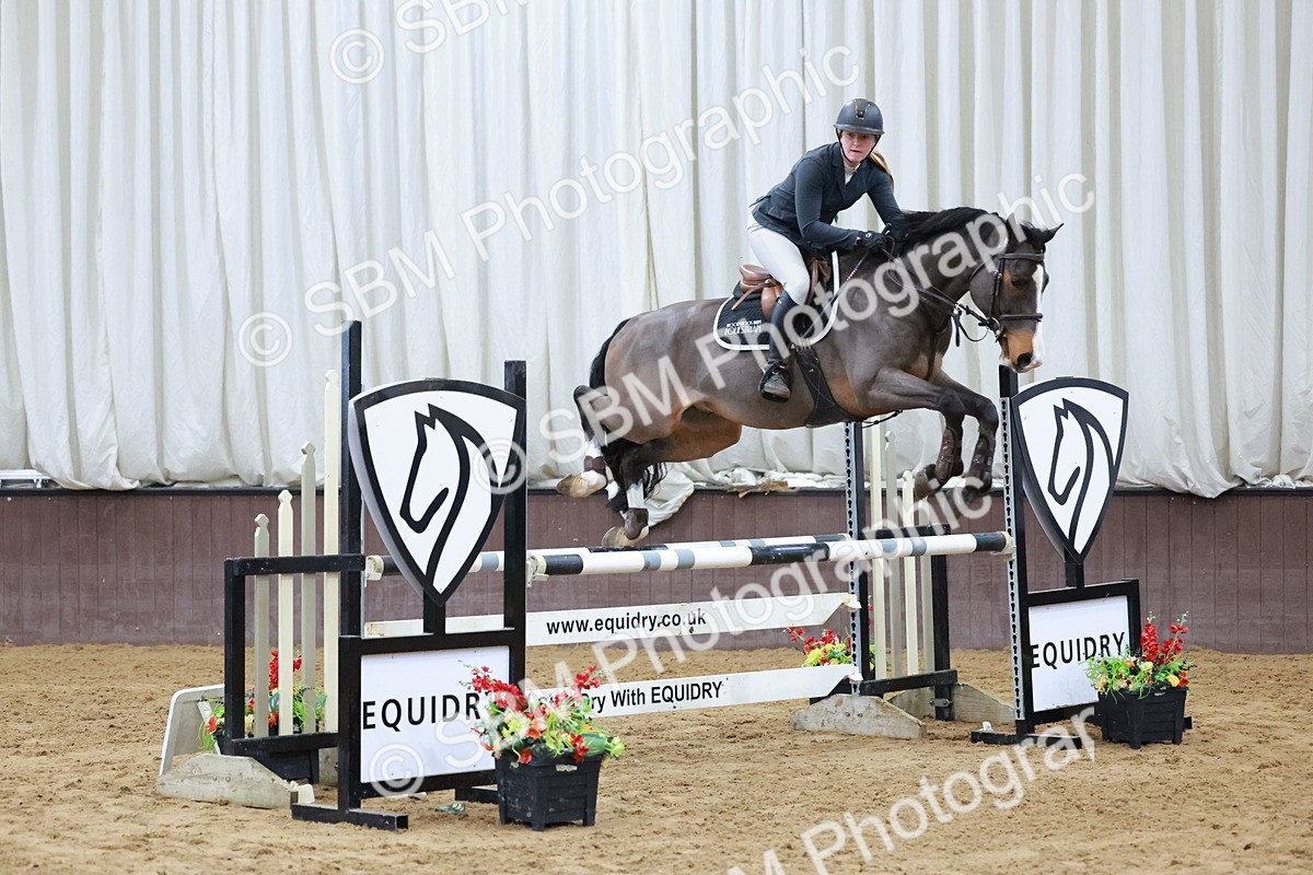 SBM_007558 - Class 24 - Nupafeed Supplements Senior Discovery/ 1m Open