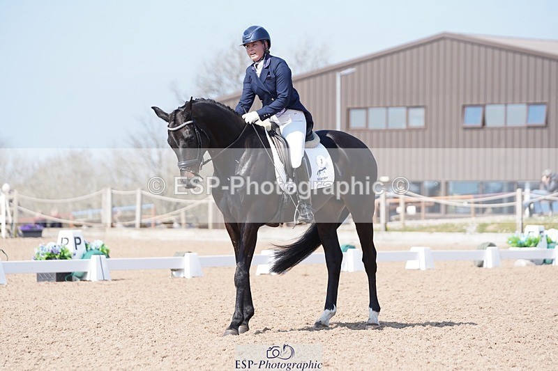 250404-133206-06207 - 003-Abbie.Newbury-Seagry.Firstamour