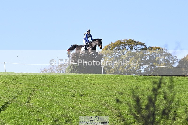 251024A-122837-09004 - B-131-Gemma.Gurvidi