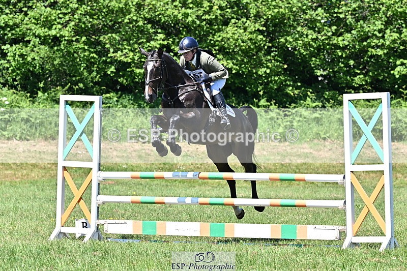 250522B-121233-01958 - 157-SHANNONDALE.LUIGI-Lizzie.Luxton