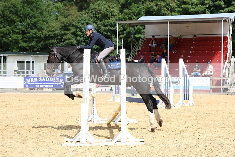 3E7A0168 - Class 9: Senior British Novice/90cm open