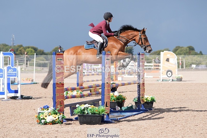 250913-122336-06875 - Cls 15 Snr Foxhunter