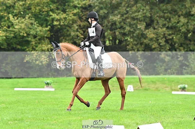 241024-110625-02363 - 314-Beth.Jones-FANTASY.CHILLI.(GB)