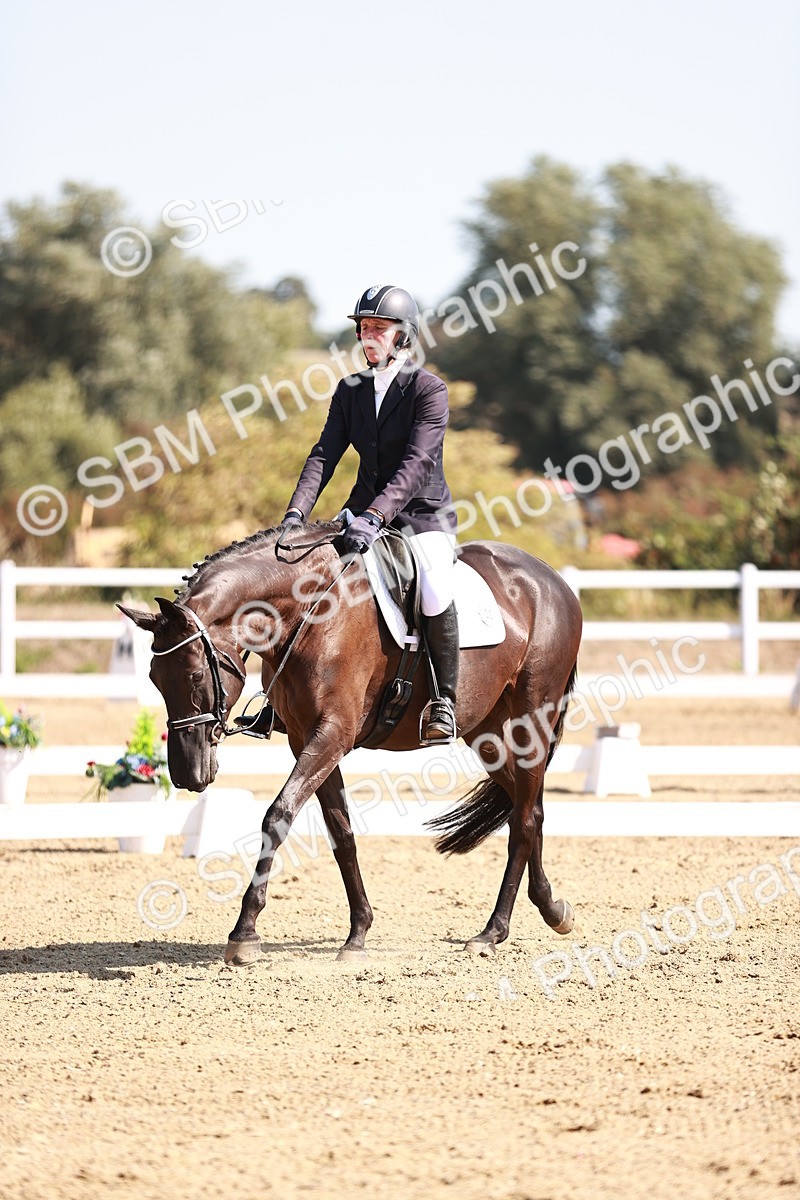 SBM_004488 - Class 12 - Novice 5 - 10.31-11.41