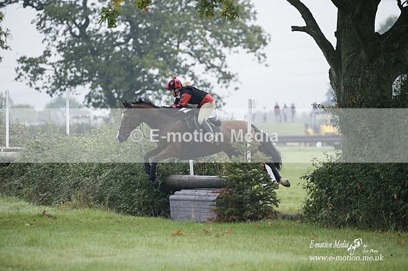 WWHT 171021 0090 - Novice Restricted (0.80m)  17/10/21