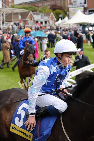 yr11052022r2-8 - Race 2 2.25pm Churchill Tyres Stakes