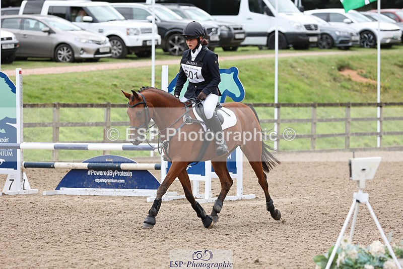 240804-141324-15723 - 601-Tichy_Sanders-UBERTON_VAN_HET_DALHOF