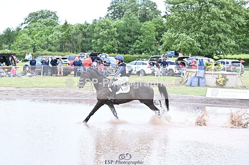 250525A-124751-16105 - D-452-Tiana.Coudray-COEUR.DE.L.ESPRIT.Z