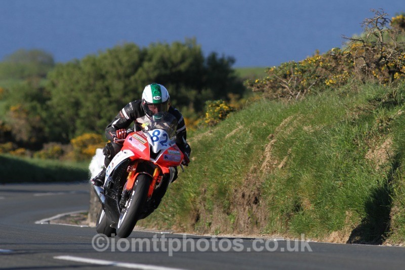 Richard McLoughlin Yamaha / mc loughlin racing - Monday Practice Solos