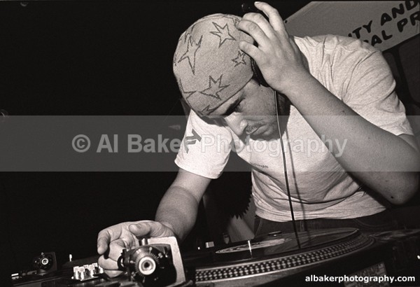 04 quantic - Friends-&-Family @ the-roadhouse 31.01.04