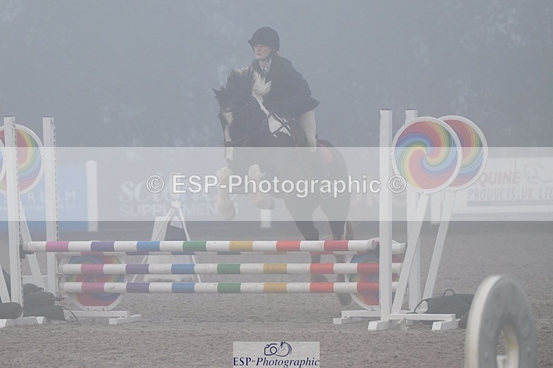251115-094443-00017 - Cls 3 Pony Intro 70cm