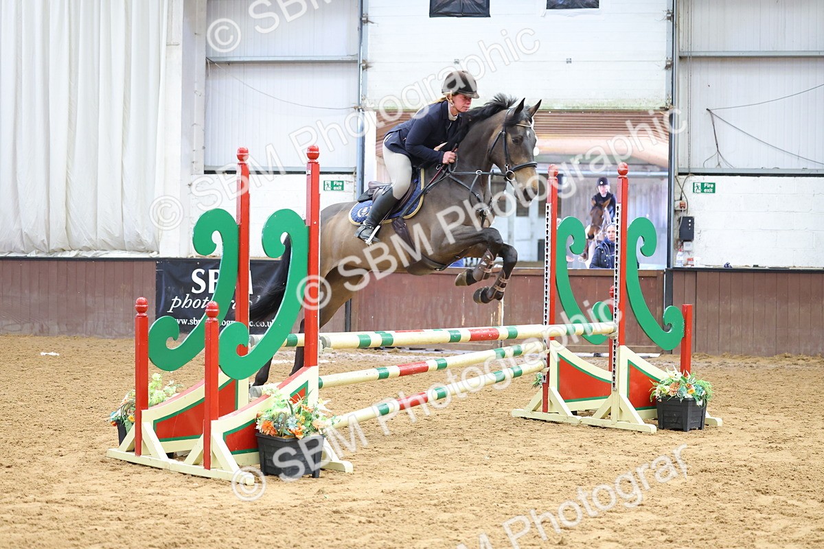 SBM_009689 - Class 20 - Senior British Novice/ 90cm Open - First Round (0.90m)