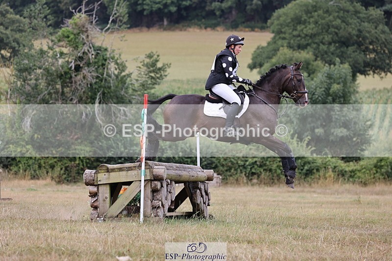 250802A-153758-06797 - F-284-Roxi.Foster-SKYES.ARCOS