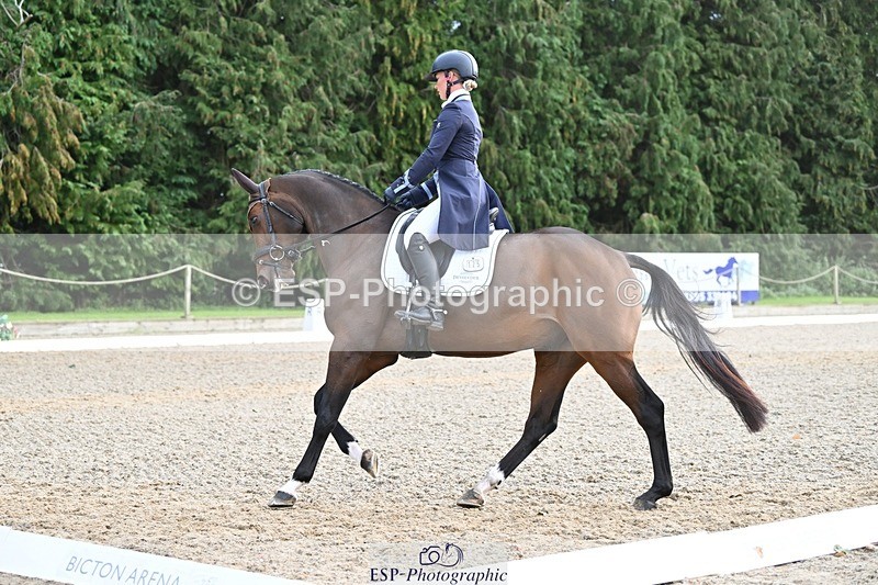 231019-143759-04562 - 125-KINDA.CORVETTE-Dani.Evans-DR