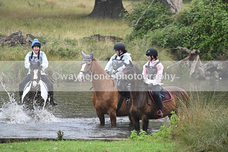 WJ7_8851 - Time at Water 11:53 to 12:23