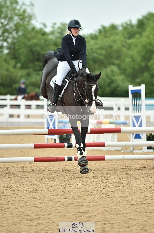 230611A-102828-04650_Cls 32 85cm Amateur Qualifier - 077-386-8679