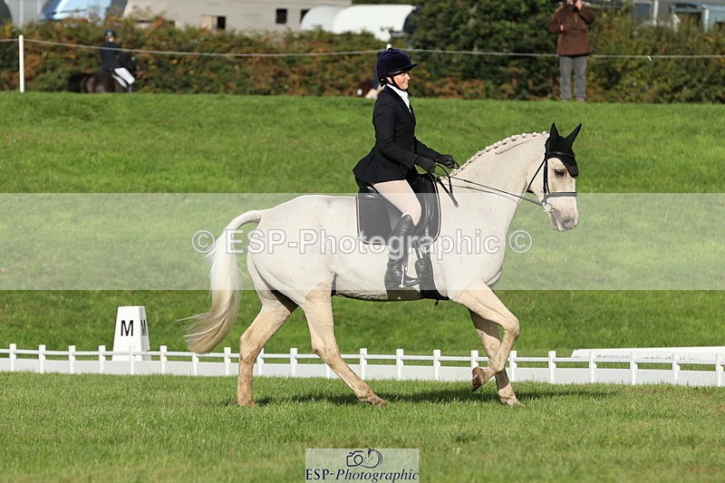 251024A-102511-07752 - D-344-Johanne.Heuff