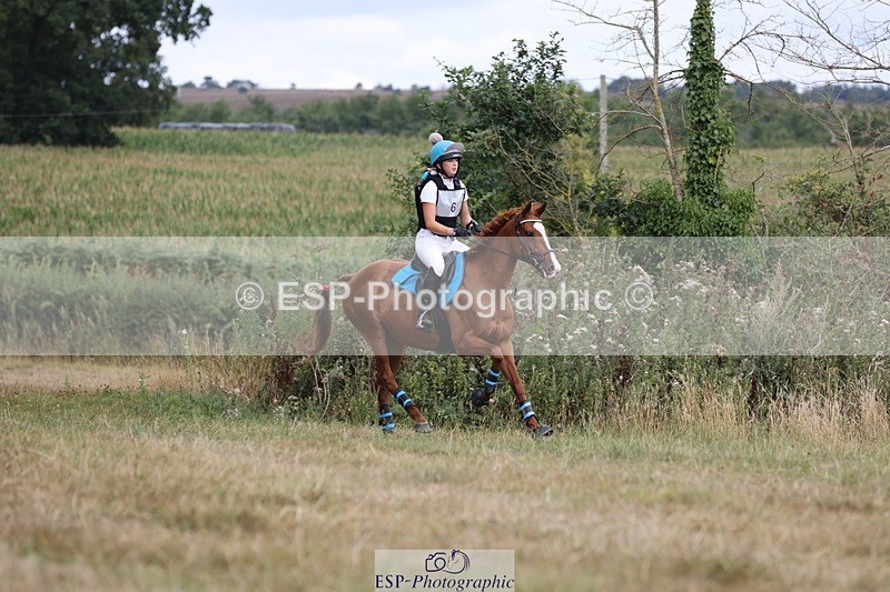 250802A-110340-01639 - B-063-Beth.Jones-FANTASY.CHILLI.(GB)