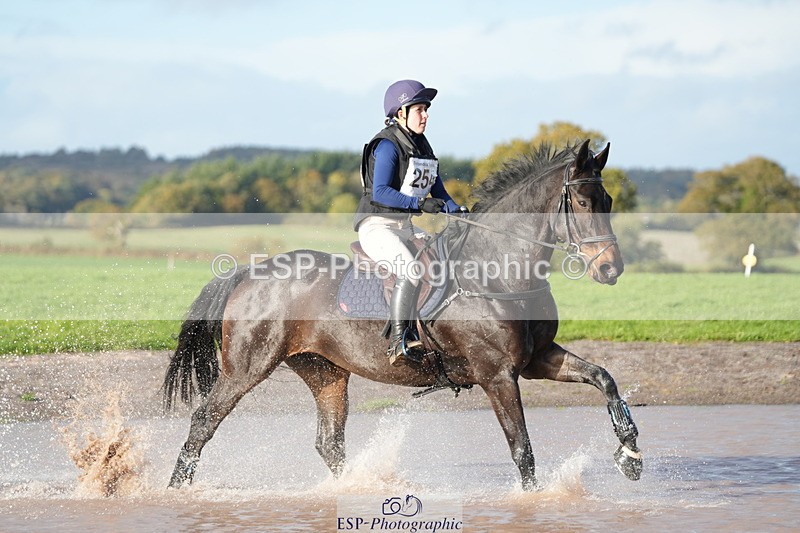 251024A-155916-14648 - C-254-Emily.Mainieri