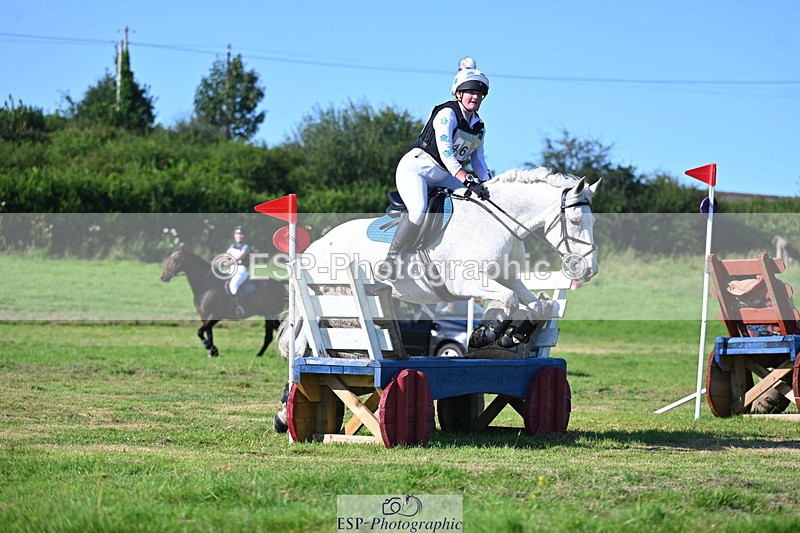 240811A-172001-07165 - 462-