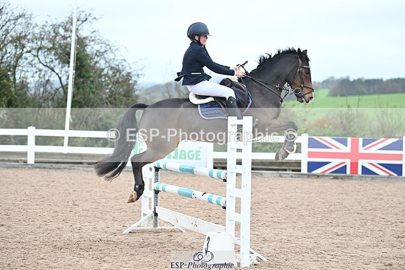 231119A-114939-05517 - Sun Cls 5 Newcomers & 1m Open