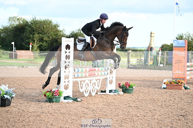 240913A-170752-05289 - Cls 19 Snr 1m Open Speed Derby