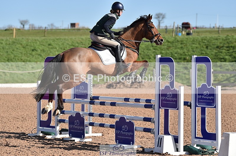 240306A-102240-00751 - Cls 1 British Novice and 90cm Open