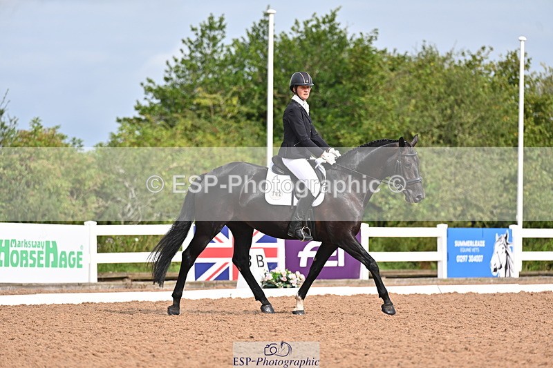 240817A-100819-07654 - 142-Elaine.Cleverdon-Pagante