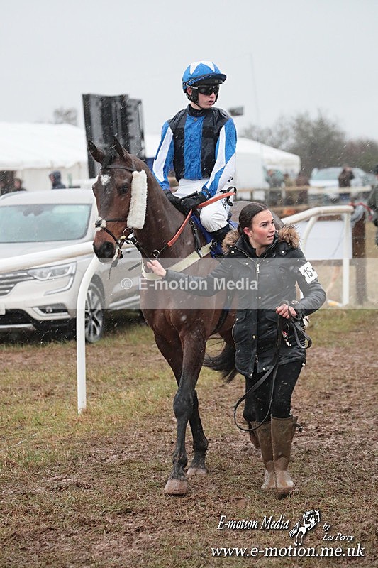 PtP 260125 1044 - Cocklebarrow Point-to-Point racing with the Heythrop Hunt 26/01/25