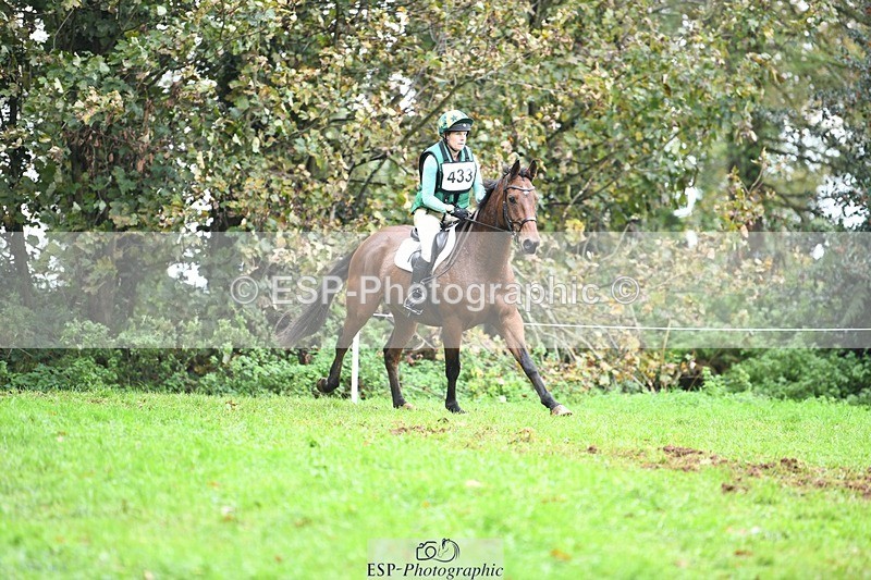 231021-122952-16783 - 433-WILLIAM-Laura.Sharpe-SC+XC