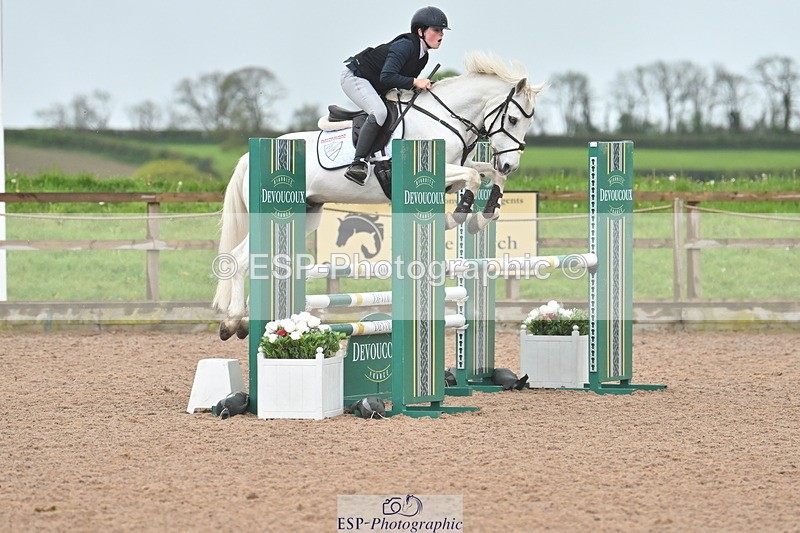 240505A-132402-05602 - Cls 5 Pony Foxhunter & 1.10m Open