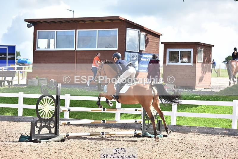 230806A-110826-01336 - Cls 17 Snr Discovery & 1m Open