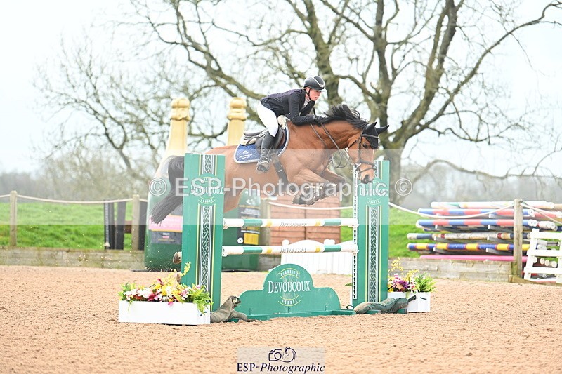 240316A-101003-02564 - Cls 13 Snr 1.05 and 1.10m Open