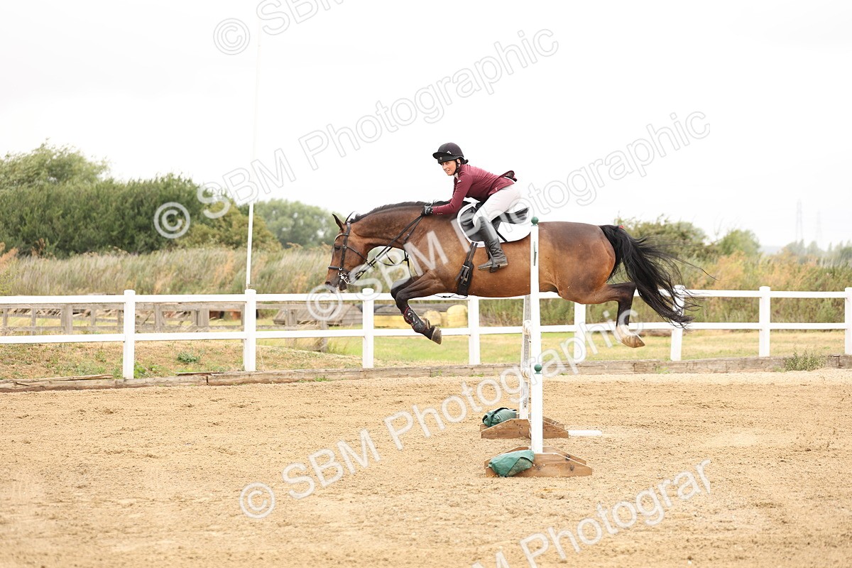 SBM_023974 - Class 6 - Senior Newcomers 1.10m