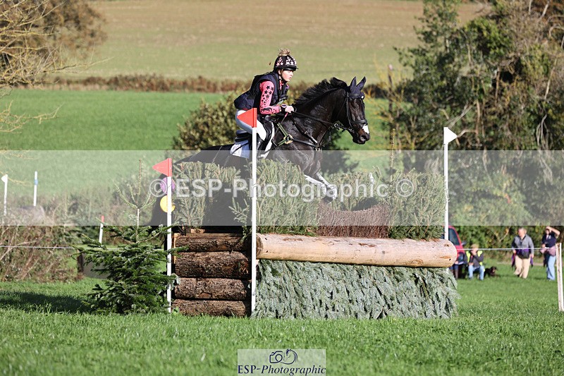 241025-103409-06321 - 002-Ellie.Fredericks-BRITANNIA'S.OLIVE