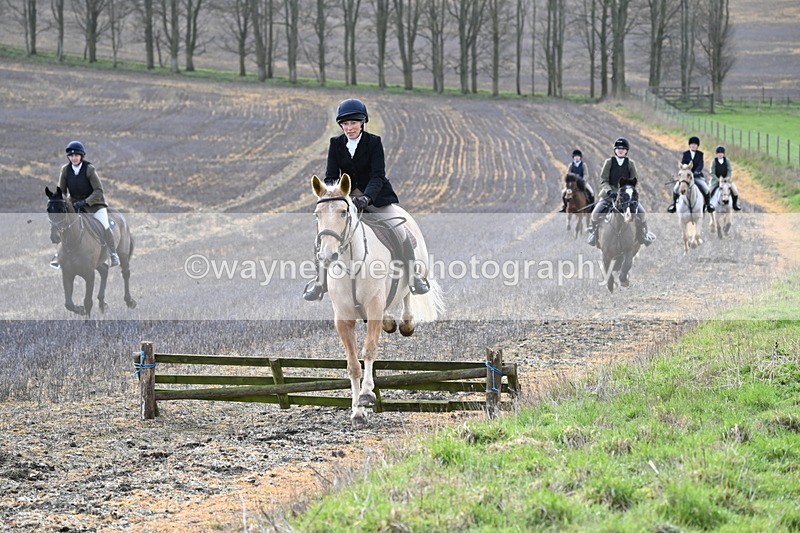 WJ6_8661 - Meet & Line One