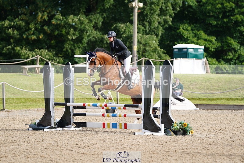 250613A-082018-00931 - Cls 8 85cm Schooling Round