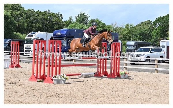BPP_1114 - CLASS 4 FRI Newcomers/ 1.10m Open